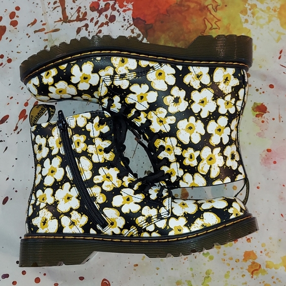 Dr. Martens 1460 Pascal Flower Boots - Picture 2 of 9